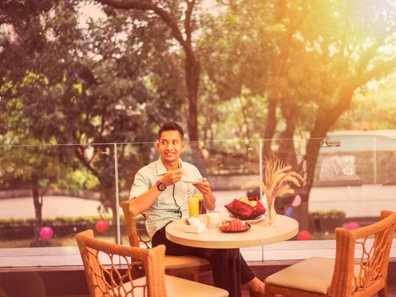 Swiss-Belresidences Kalibata Jakarta Buitenkant foto